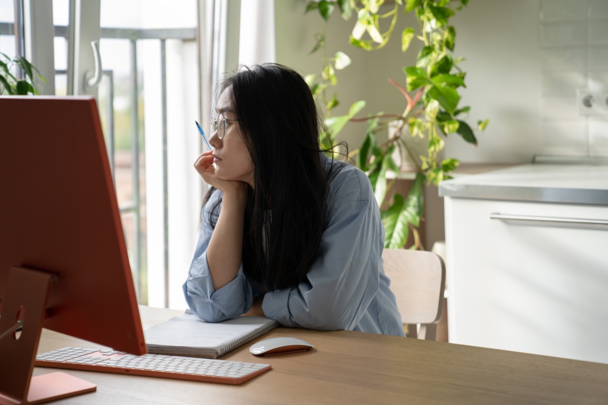 How to focus on your work even when you do not want to?