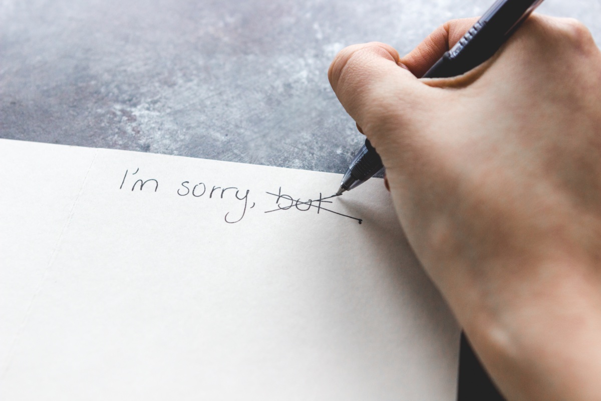 How to Apologise for a Mistake at Work (With Examples)